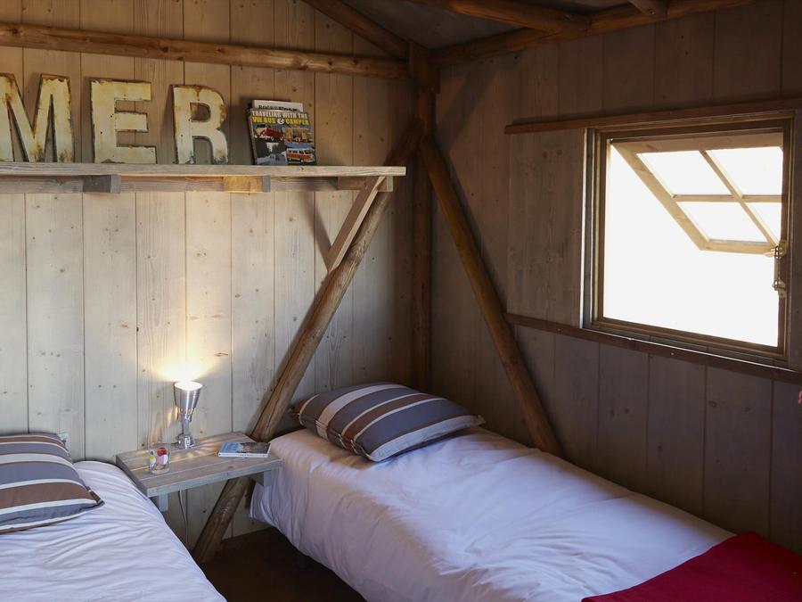 Tente en toile et en bois 4 personnes - Cabane Lodge Bois sur pilotis STANDARD 38m² (2 chambres) dont terrasse couverte de 8m² 7