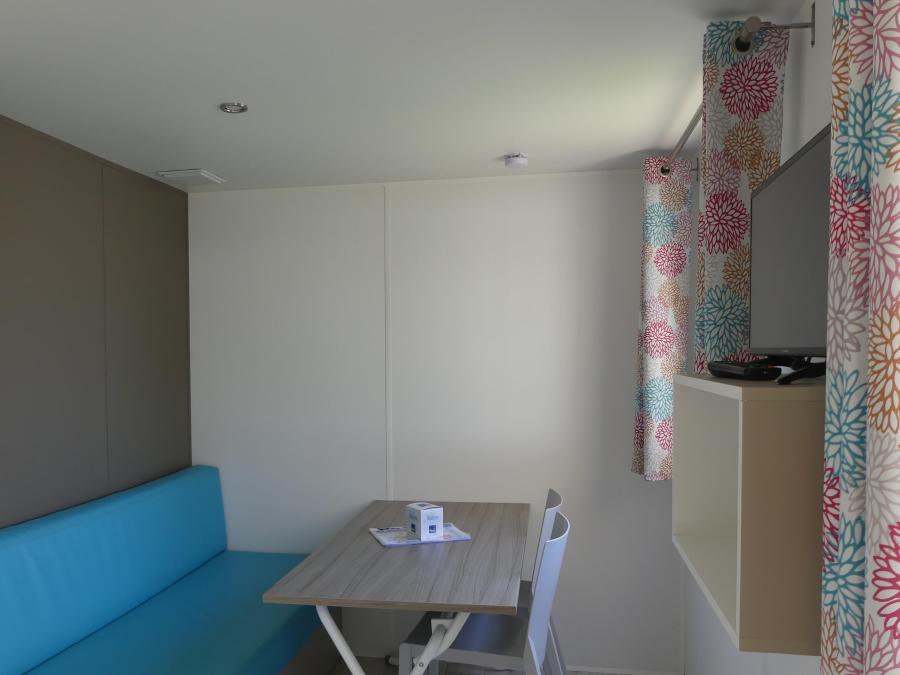 Mobilhome 2 personnes - Mobil home Confort 18m² - 1 chambre + terrasse couverte + TV 2 pers 2