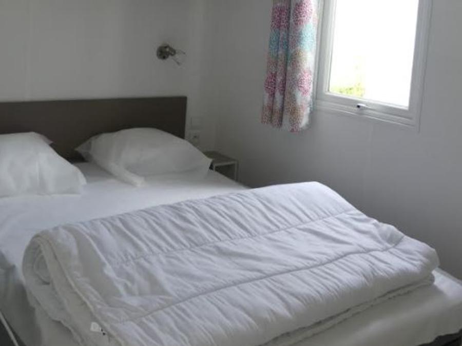 Mobilhome 2 personnes - Mobil home Confort 18m² - 1 chambre + terrasse couverte + TV 2 pers 3