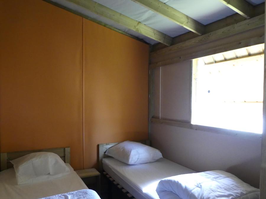 Lodge 5 personnes - Sweetflower Lodge Premium 32m² - 2 chambres + terrasse couverte +TV 4/5 pers 5