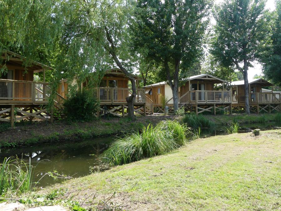 Lodge 5 personnes - Sweetflower Lodge Premium 32m² - 2 chambres + terrasse couverte +TV 4/5 pers 1