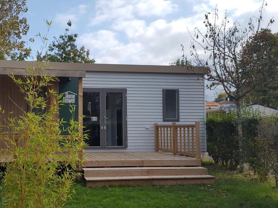 Mobilhome 6 personnes - Homeflower Premium 31m² - 3 chambres + terrasse semi-couverte + lave-vaisselle + TV 6 pers 0