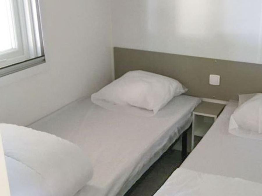 Mobilhome 6 personnes - Mobil-home Premium 29m² - 3 chambres - terrasse semi-couverte + lave-vaisselle - TV 6 pers 4