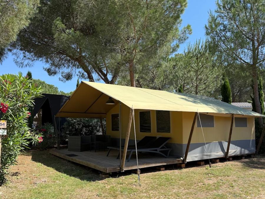 Tente en toile et en bois 5 personnes - Safari Lodge 37 m2 (sans sanitaires), 2 Chambres, terrasse couverte 1/5 pers 9