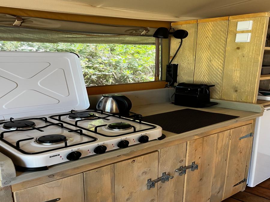 Tente en toile et en bois 5 personnes - Safari Lodge 37 m2 (sans sanitaires), 2 Chambres, terrasse couverte 1/5 pers 1