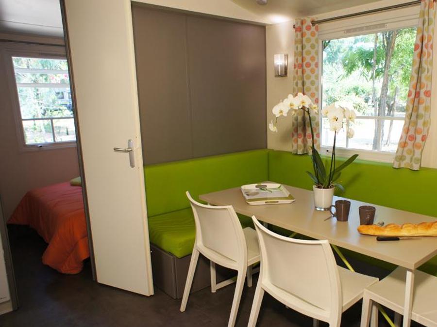 Mobilhome 6 personnes - Mobil-home CYPRES Confort 29m² (3 chambres) - terrasse couverte 16 m² - TV + Climatisation 6 pers 3