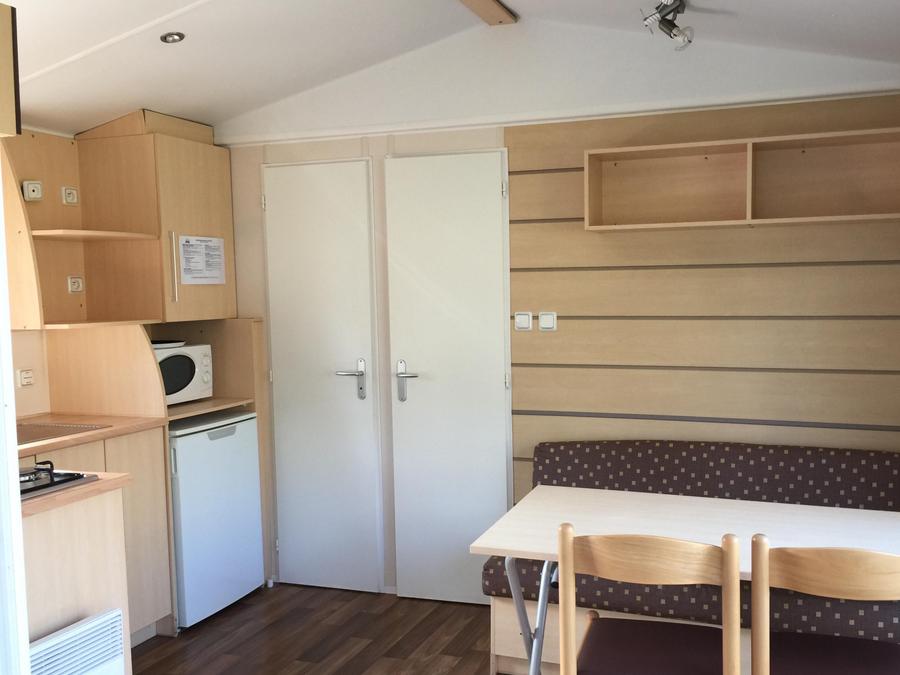 Mobilhome 4 personnes - MONTANA, avec sanitaires 2