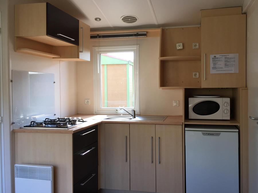 Mobilhome 4 personnes - MONTANA, avec sanitaires 3
