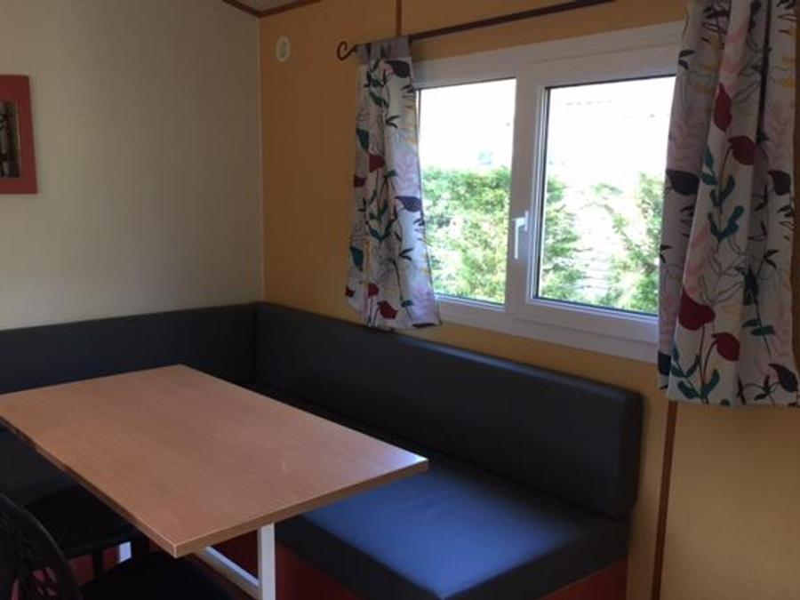 Mobilhome 4 personnes - MONTANA, avec sanitaires 4