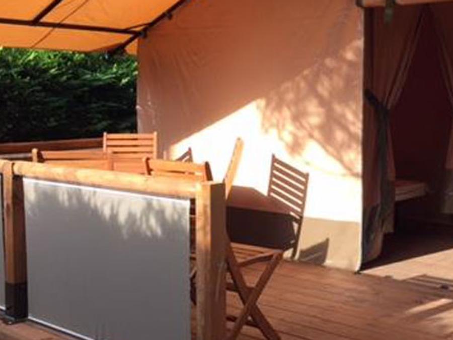 Tente en toile et en bois 5 personnes - VICTORIA, sans sanitaires 2