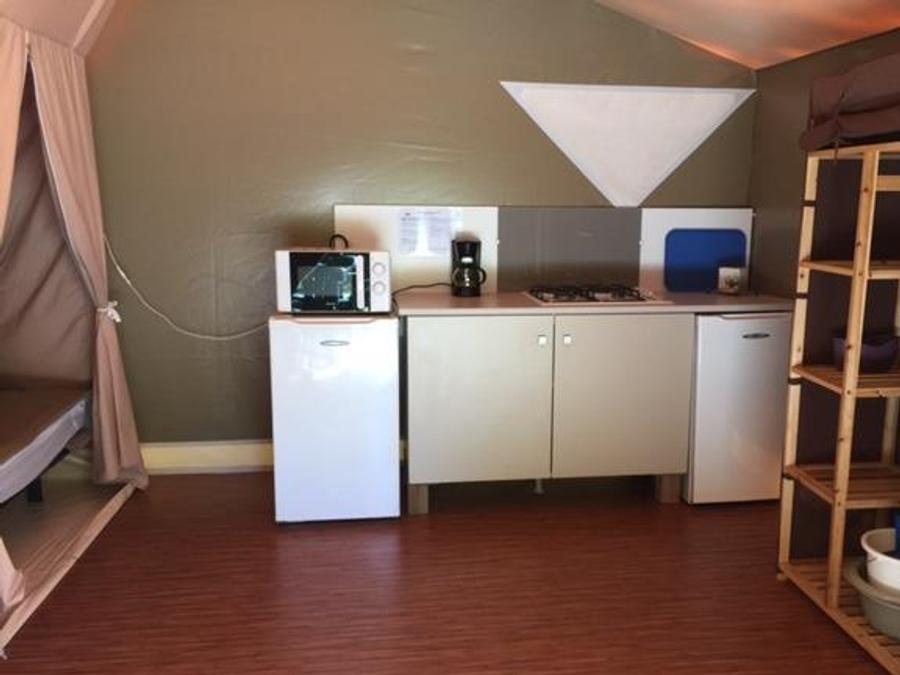 Tente en toile et en bois 5 personnes - CANADA, sans sanitaire 1