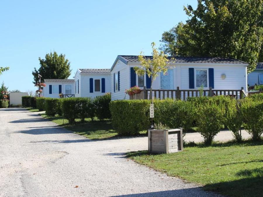 Camping Le Pontis 3*