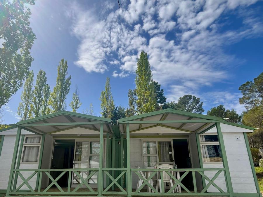 Chalet 8 personnes - Chalet Double Standard 35m² 4 chambres - sans clim 1/8 pers 1