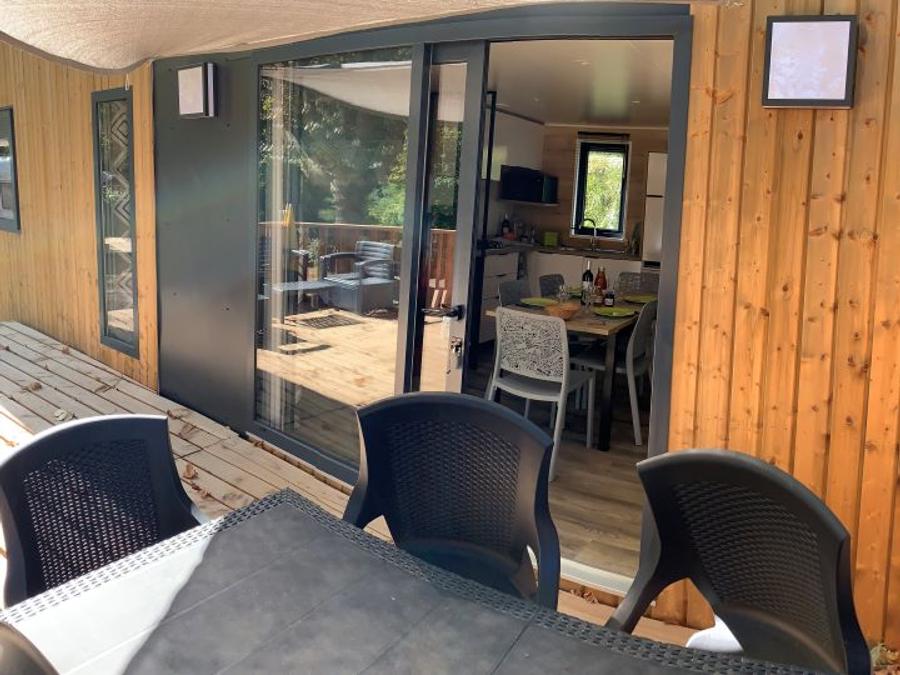 Mobilhome 6 personnes - exclusif, climatisé, wifi, 3 chambres, 2 salles de bain, 6 personnes. 0