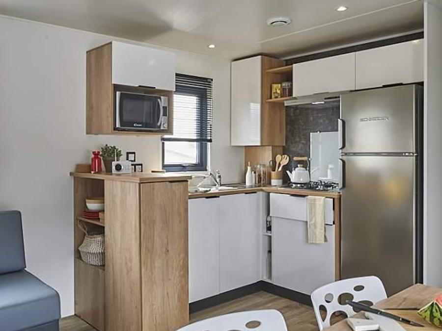 Mobilhome 6 personnes - exclusif, climatisation, wifi, 3 chambres, 2 salles de bain, 6 personnes dans village western 5