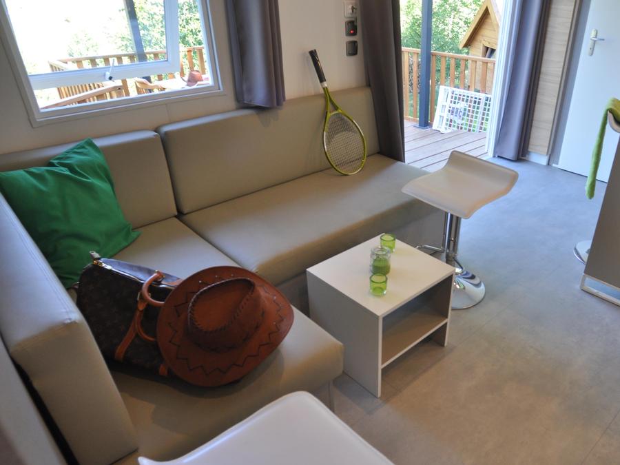 Mobilhome 6 personnes - Confort Plus, 3 chambres avec cabane trappeur 8