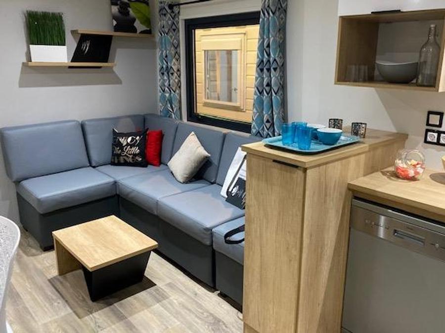 Mobilhome 4 personnes - Premium, 2 chambres, 2 salles d'eau, Climatisation, wifi, dans village western 3