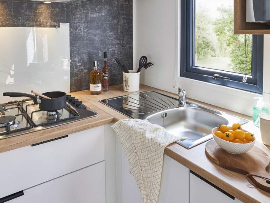 Mobilhome 4 personnes - Premium, 2 chambres, 2 salles d'eau, Climatisation, wifi, dans village western 9
