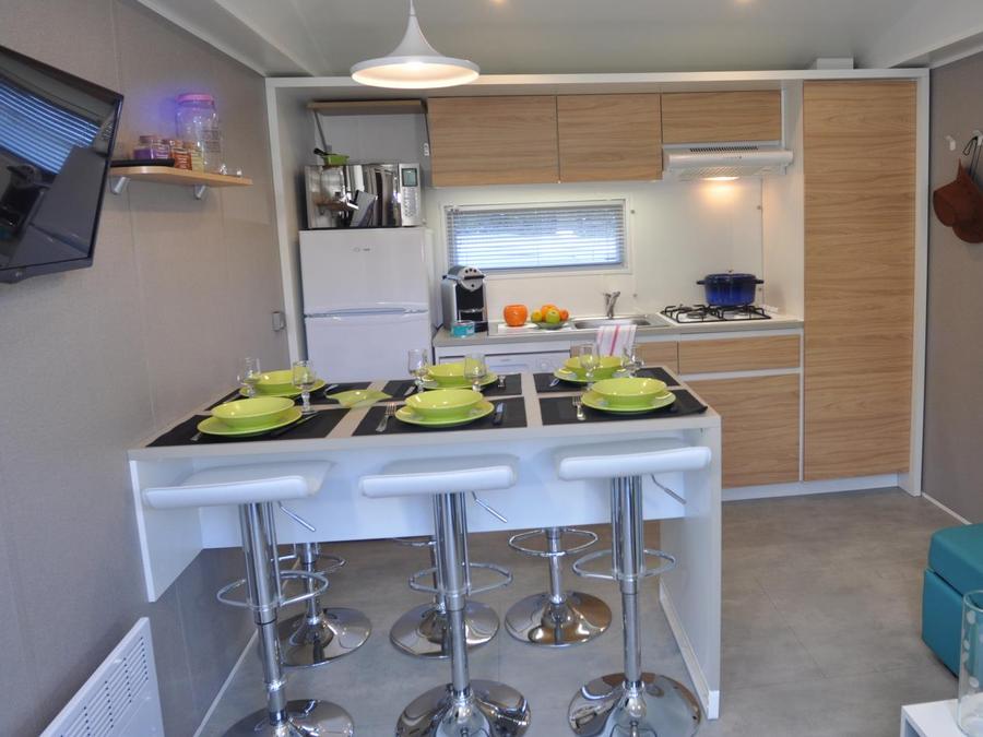 Mobilhome 4 personnes - Premium 2 chambres, climatisation, 2 cabanes trappeur 1