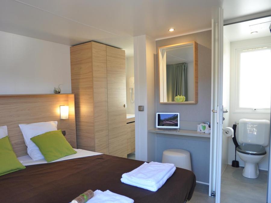 Mobilhome 4 personnes - Premium 2 chambres, climatisation, 2 cabanes trappeur 2