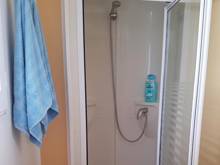 Mobilhome 4 personnes - TV 5