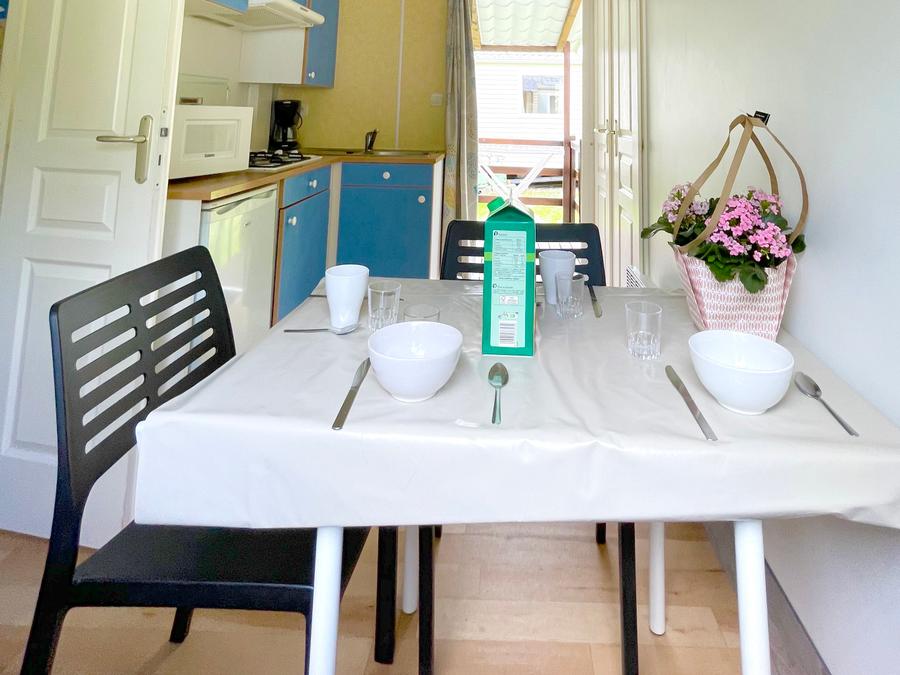 Mobilhome 4 personnes - Bikini 2