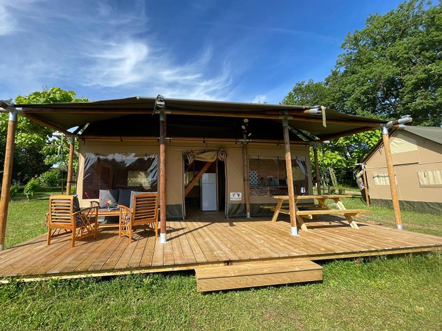 Bungalow toilé 5 personnes - Tente Lodge 0
