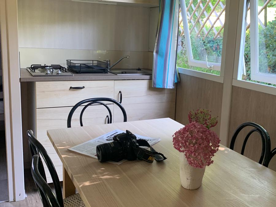Chalet 5 personnes - Club (Option payante possible climatisation mobile) 8