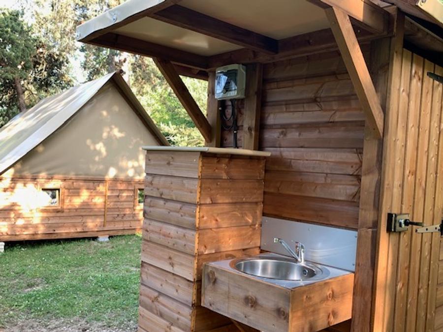 Bungalow toilé 5 personnes - Lodge 31 m2 sans sanitaires ni douche (Toilettes privatifs derrière Bungalow) 10