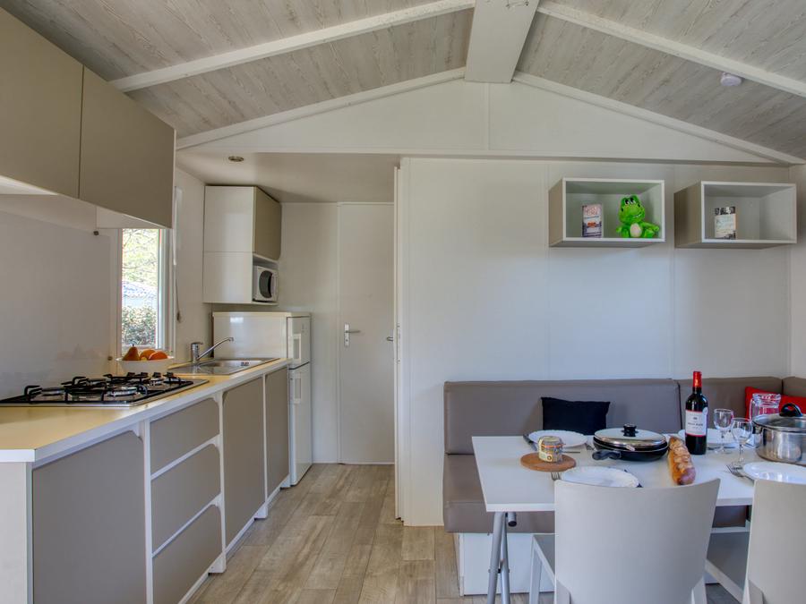 Mobilhome 4 personnes - Mobil-home Confort 30m² (2 chambres) - terrasse couverte 13m² + TV 4 pers. 3