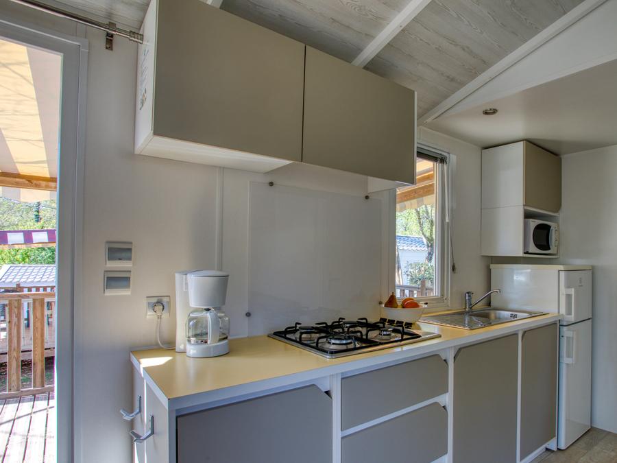 Mobilhome 4 personnes - Mobil-home Confort 30m² (2 chambres) - terrasse couverte 13m² + TV 4 pers. 4
