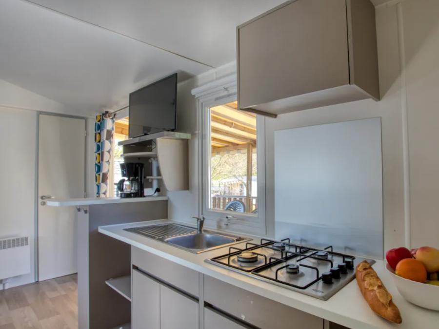 Mobilhome 4 personnes - Confort 26m² (2 chambres) - terrasse couverte + TV 4 pers. 4