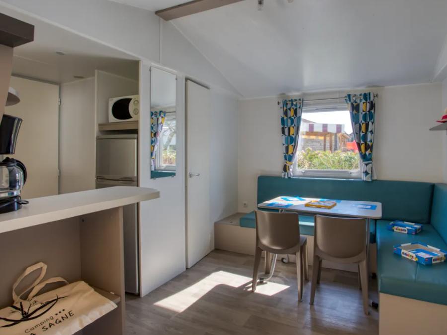 Mobilhome 4 personnes - Confort 26m² (2 chambres) - terrasse couverte + TV 4 pers. 1