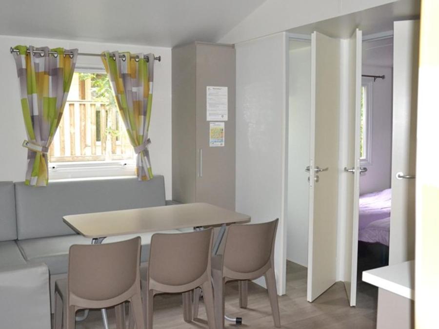Mobilhome 6 personnes - Mobil-home Confort 34m² (3 chambres) - terrasse couverte + TV 6 pers.&nbsp; 2