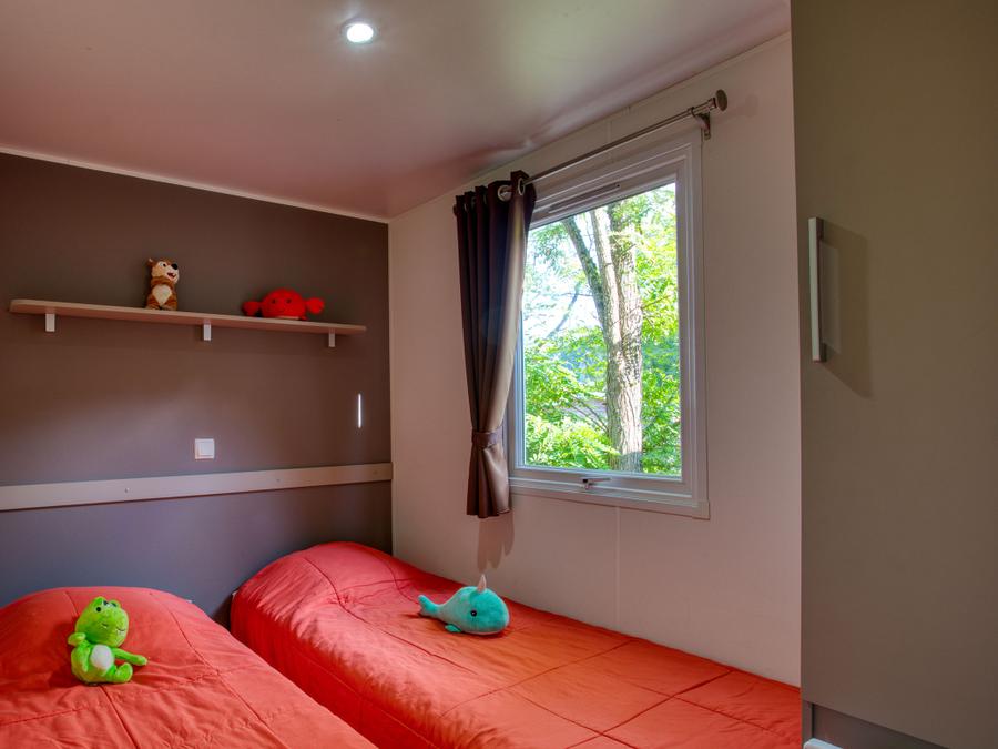 Mobilhome 6 personnes - Mobil-home Confort 34m² (3 chambres) - terrasse couverte + TV 6 pers.&nbsp; 12
