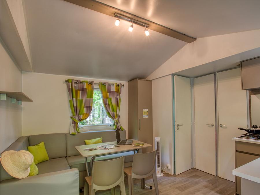 Mobilhome 6 personnes - Mobil-home Confort 34m² (3 chambres) - terrasse couverte + TV 6 pers.&nbsp; 3