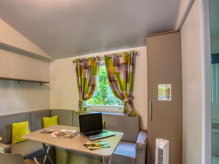 Mobilhome 6 personnes - Mobil-home Confort 34m² (3 chambres) - terrasse couverte + TV 6 pers.&nbsp; 7