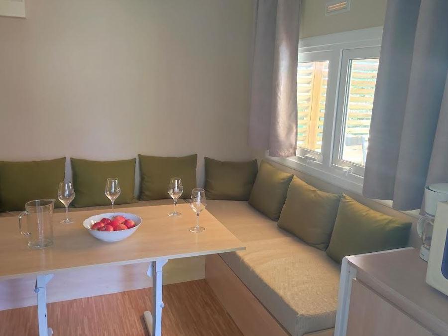 Mobilhome 4 personnes - Mobilhome Confort COSY 23m² - 2 chambres - terrasse semi-couverte 17m² + BBQ - D/M 4 pers 3