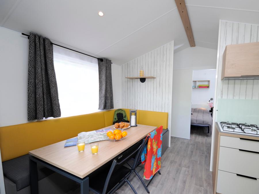 Mobilhome 2 personnes - Mobilhome Confort 23m² - 1 chambre - terrasse semi-couverte 18m² + BBQ + DRAPS + SERVIETTES 2 pers 1