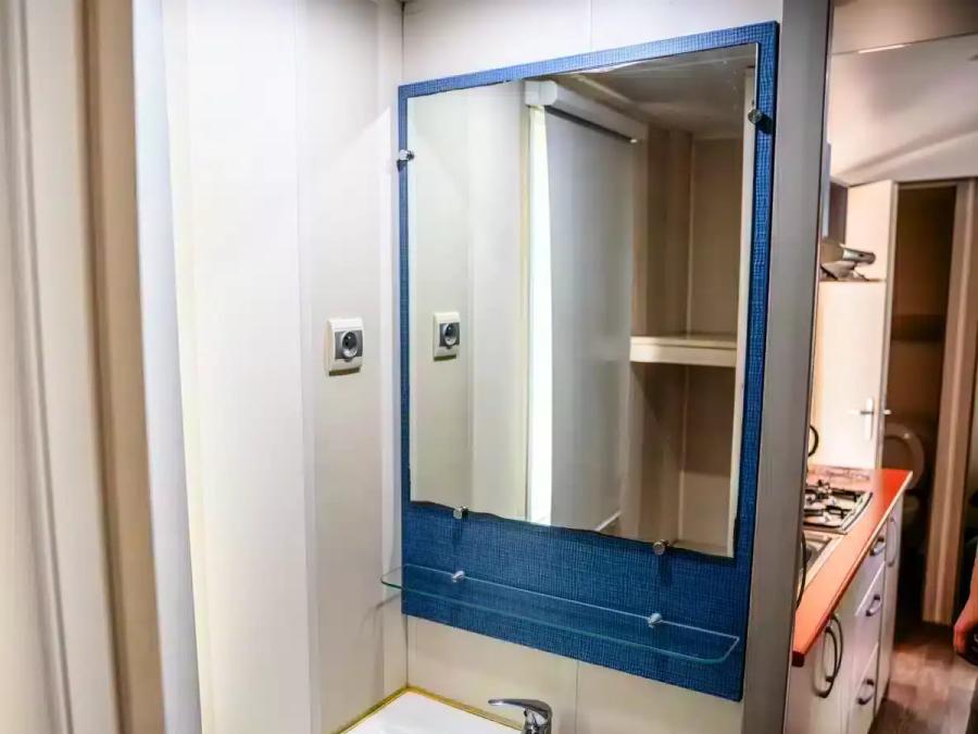 Mobilhome 5 personnes - 3 Pièces 5 Personnes (4 adultes et 1 enfant -16 ans) Climatisé + TV 6