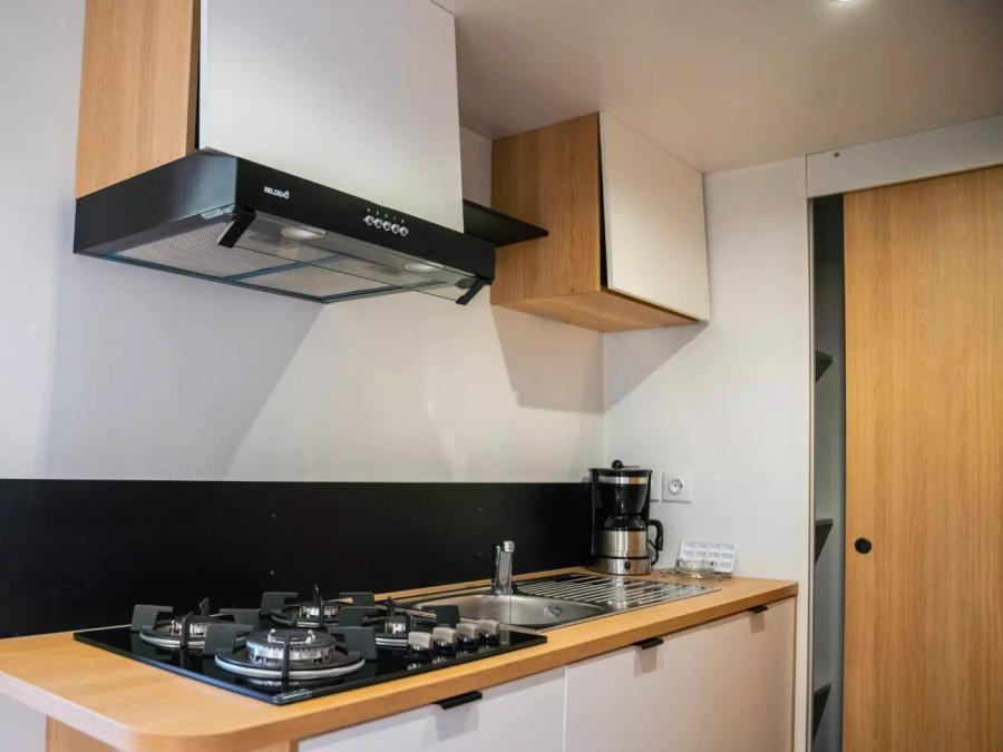 Mobilhome 5 personnes - 3 Pièces 5 Personnes (4 adultes et 1 enfant -16 ans) Climatisé + TV 9