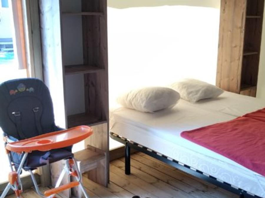 Tente en toile et en bois 4 personnes - Ecolodge (sans sanitaires) 2