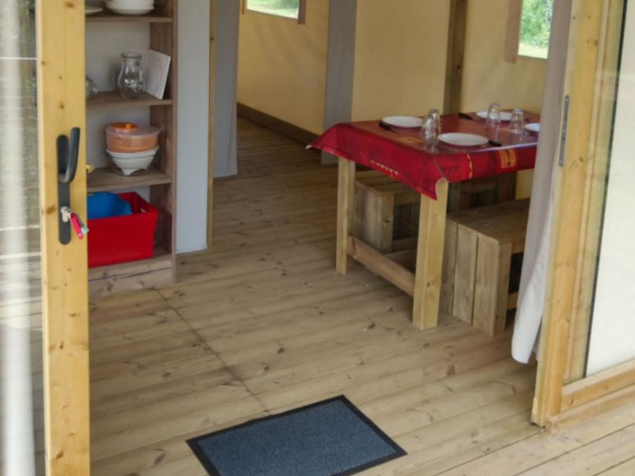 Tente en toile et en bois 4 personnes - Ecolodge (sans sanitaires) 0