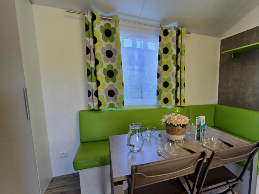Mobilhome 4 personnes - Gamme Acajou 1