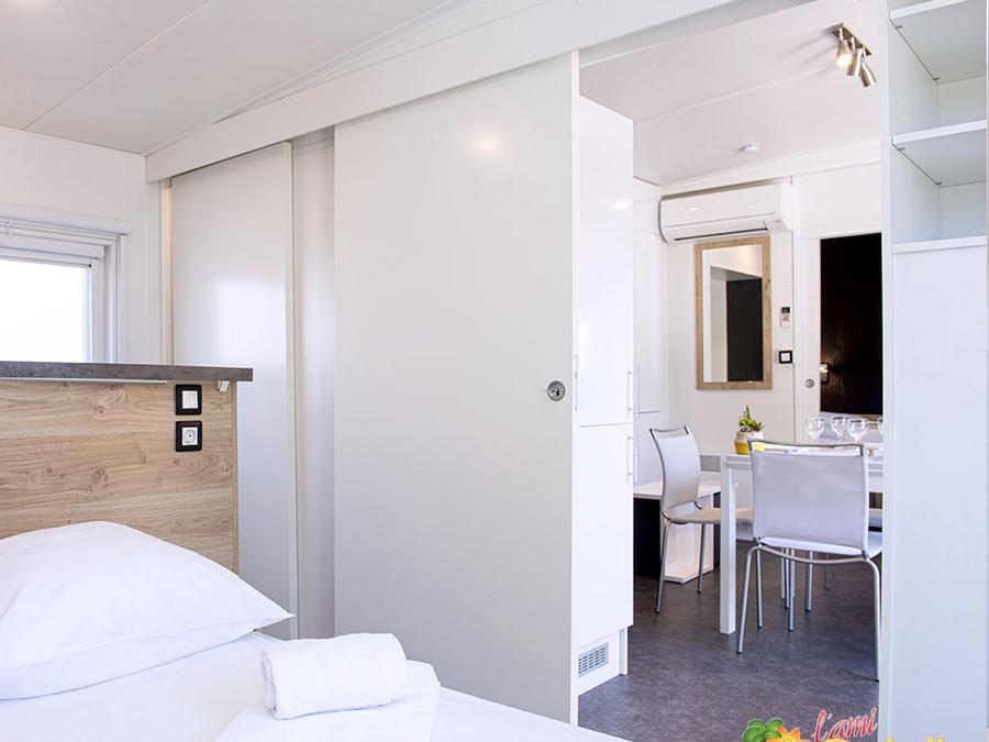 Chalet 4 personnes - de Luxe 3 Pièces 4 Personnes Climatisé + TV 4