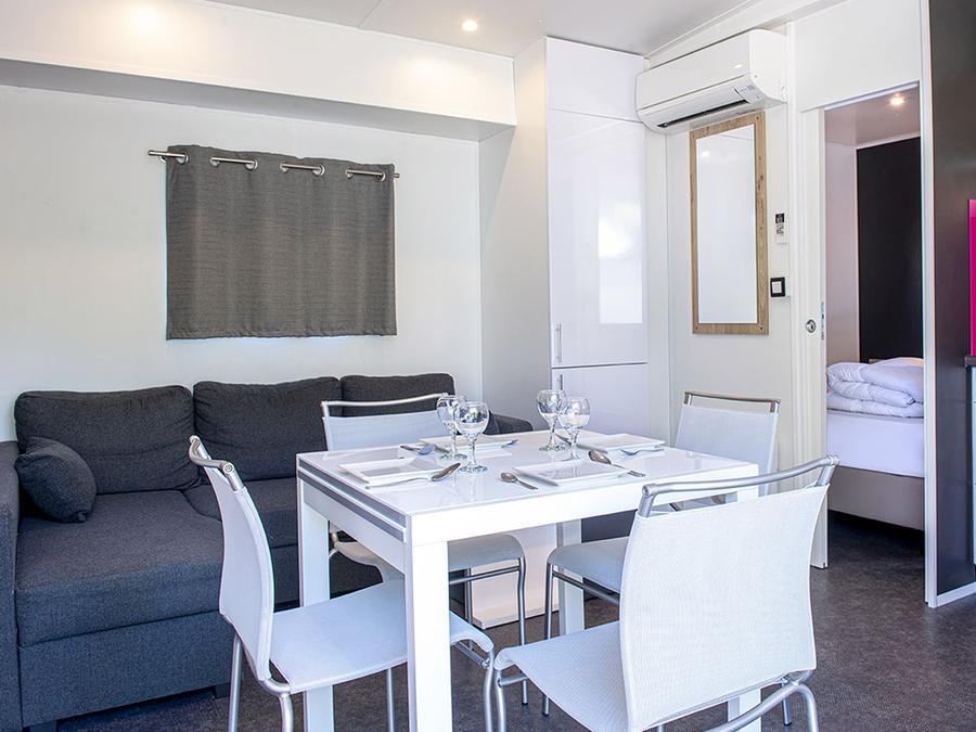 Chalet 4 personnes - de Luxe 3 Pièces 4 Personnes Climatisé + TV 1