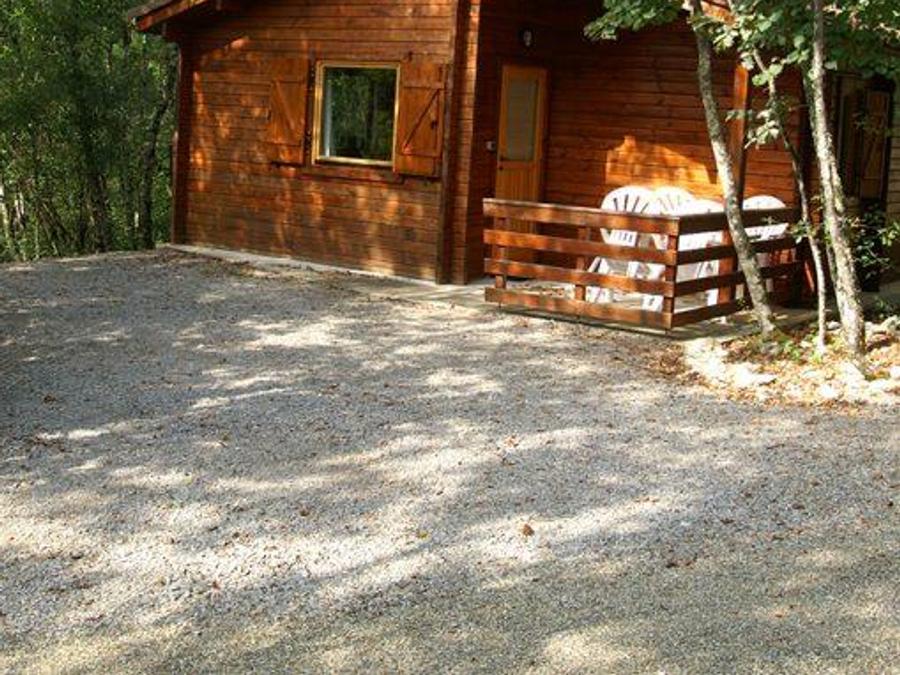 Chalet 2 personnes - en bois massif ( mineurs de - 18 ans non acceptés) 3