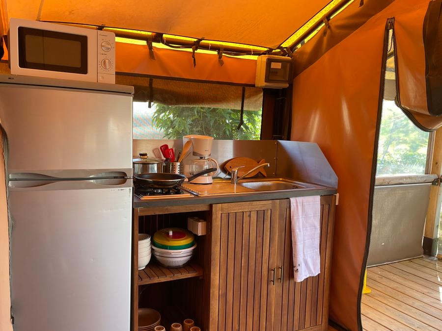Bungalow toilé 5 personnes - LODGE EXOTIQUE (sans sanitaire) 2