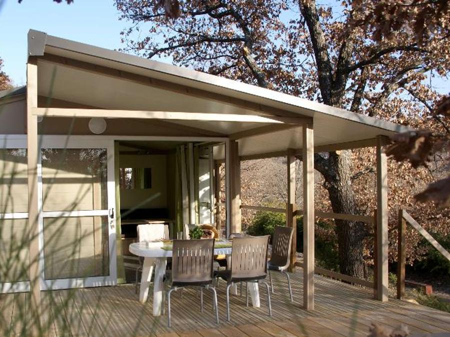 Chalet 5 personnes - 28m² CONFORT 2 chambres + terrasse semi-couverte 0