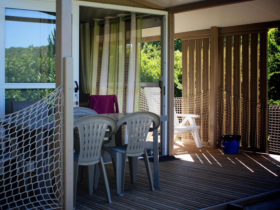 Chalet 5 personnes - 28m² CONFORT 2 chambres + terrasse semi-couverte 2